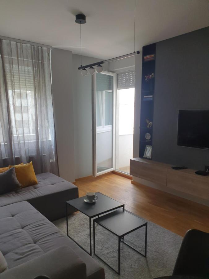 Sajam 1 Apartman Újvidék Kültér fotó